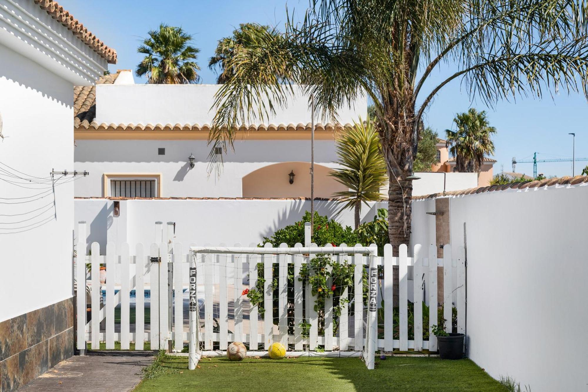 Casa Las Golondrinas-Solo Familias Чиклана-де-ла-Фронтера Экстерьер фото
